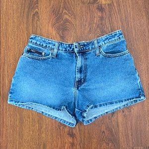 HIGH-MID DENIM MINI SHORTS